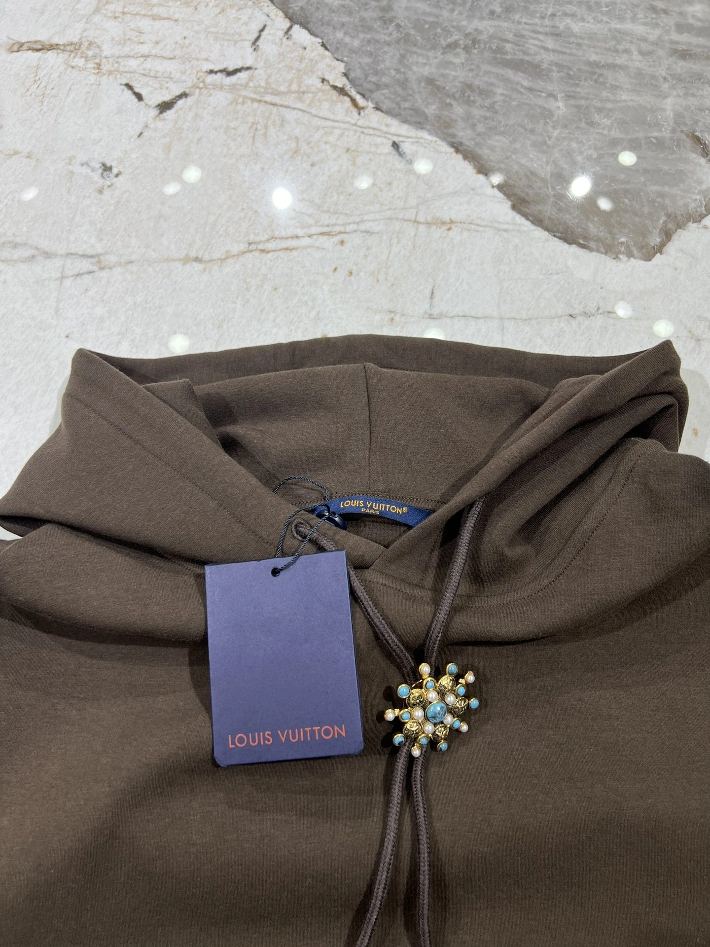 wg.luxury- 8V oversized item:D-F140J2108